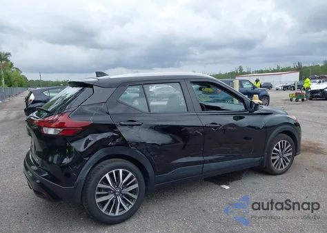 2021 Nissan Kicks Sv Xtronic Cvt из США, поврежденный, VIN 3N1CP5CVXML565512